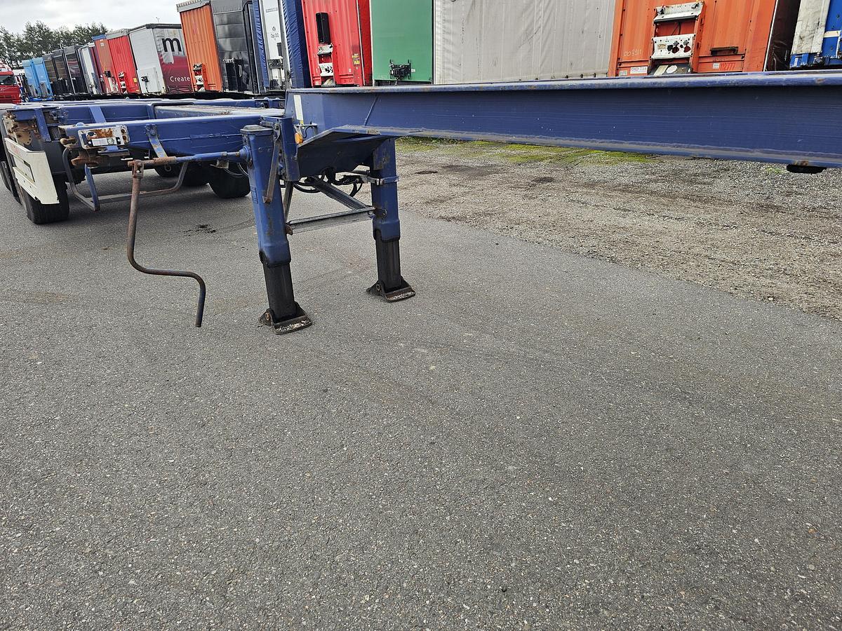Used 2010 FLIEGL 04/DA 08 | ALL CONNECTIONS | 2 X EXTENDIBLE | BPW DISC.