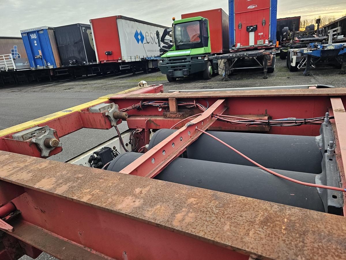 Gebruikt 2003 GROENEWEGEN 45 CC-16-27 TUN | 45 ft 40 ft 2 x 20 fFT | dutch chassis OH-08-JB | bpw drum.