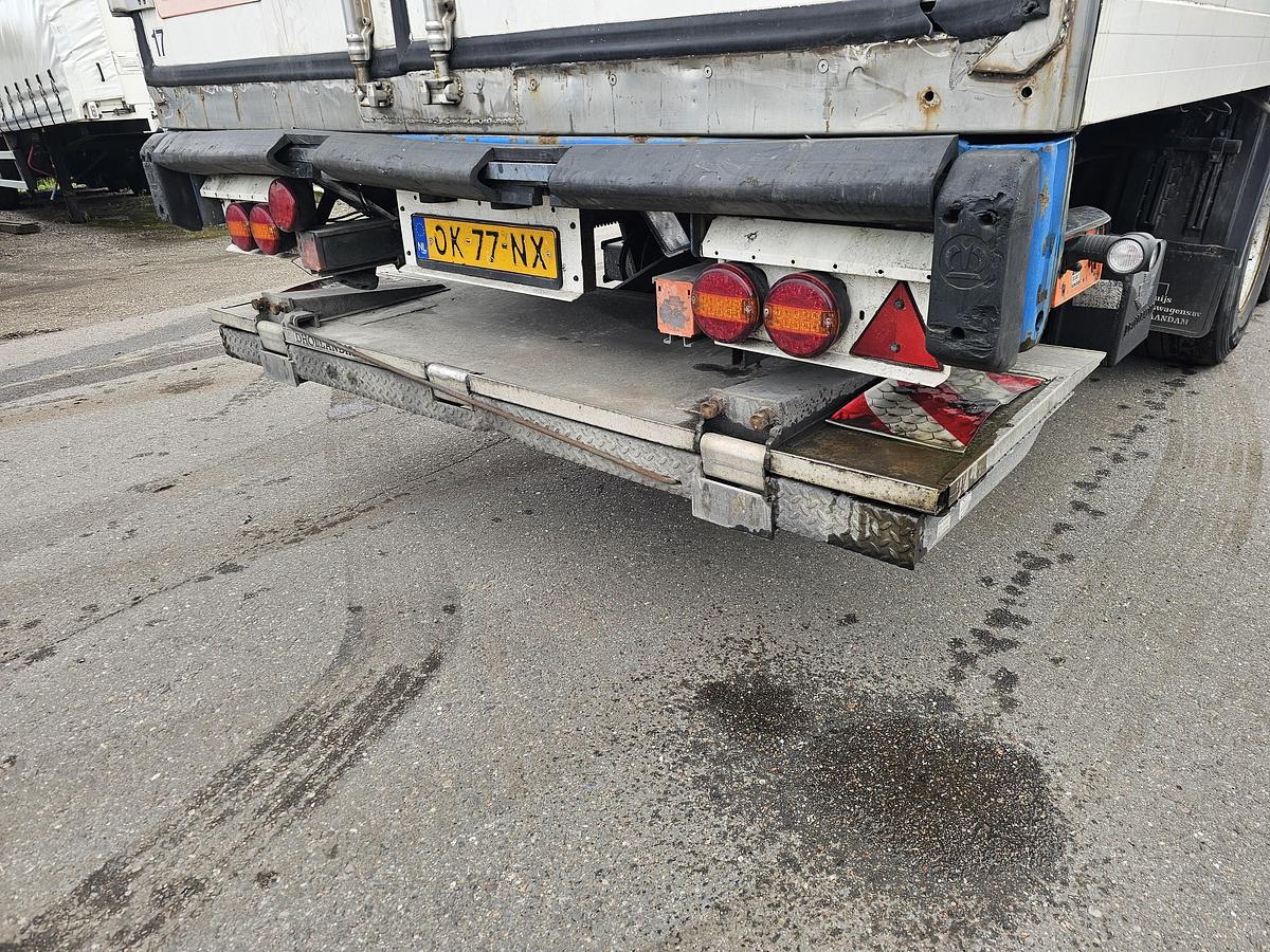 Gebruikt 2008 KRONE SD | FRIGE TRAILER WITH CARRIER | AND LOADING LIFT.