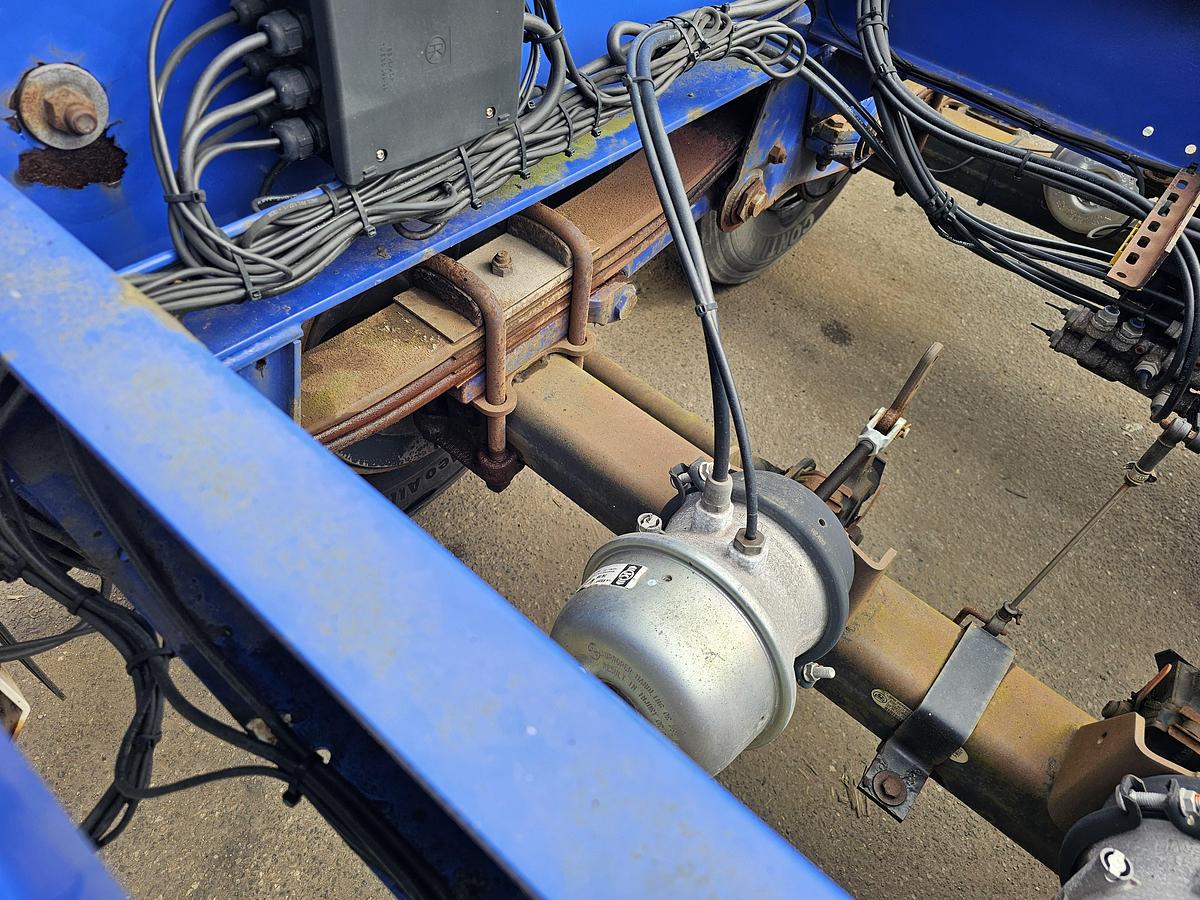 Used 2010 KRONE ATL 20 20 FOOT | STEEL SUSPENSION| BPW DRUM.