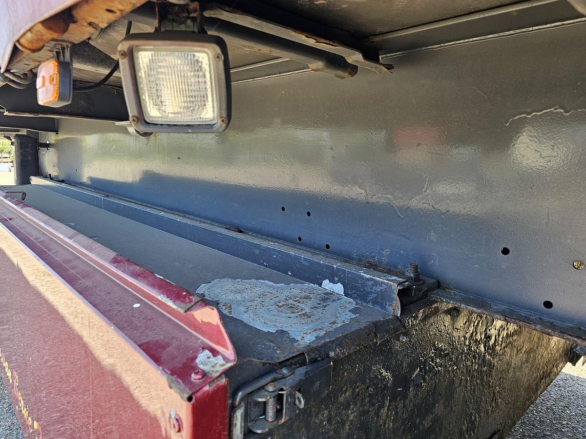 Used 2000 schmitz S01 | SLIDING ROOF | 2 LIFT AXLES| NICE HOLLAND TRAILER| SAF DISC.