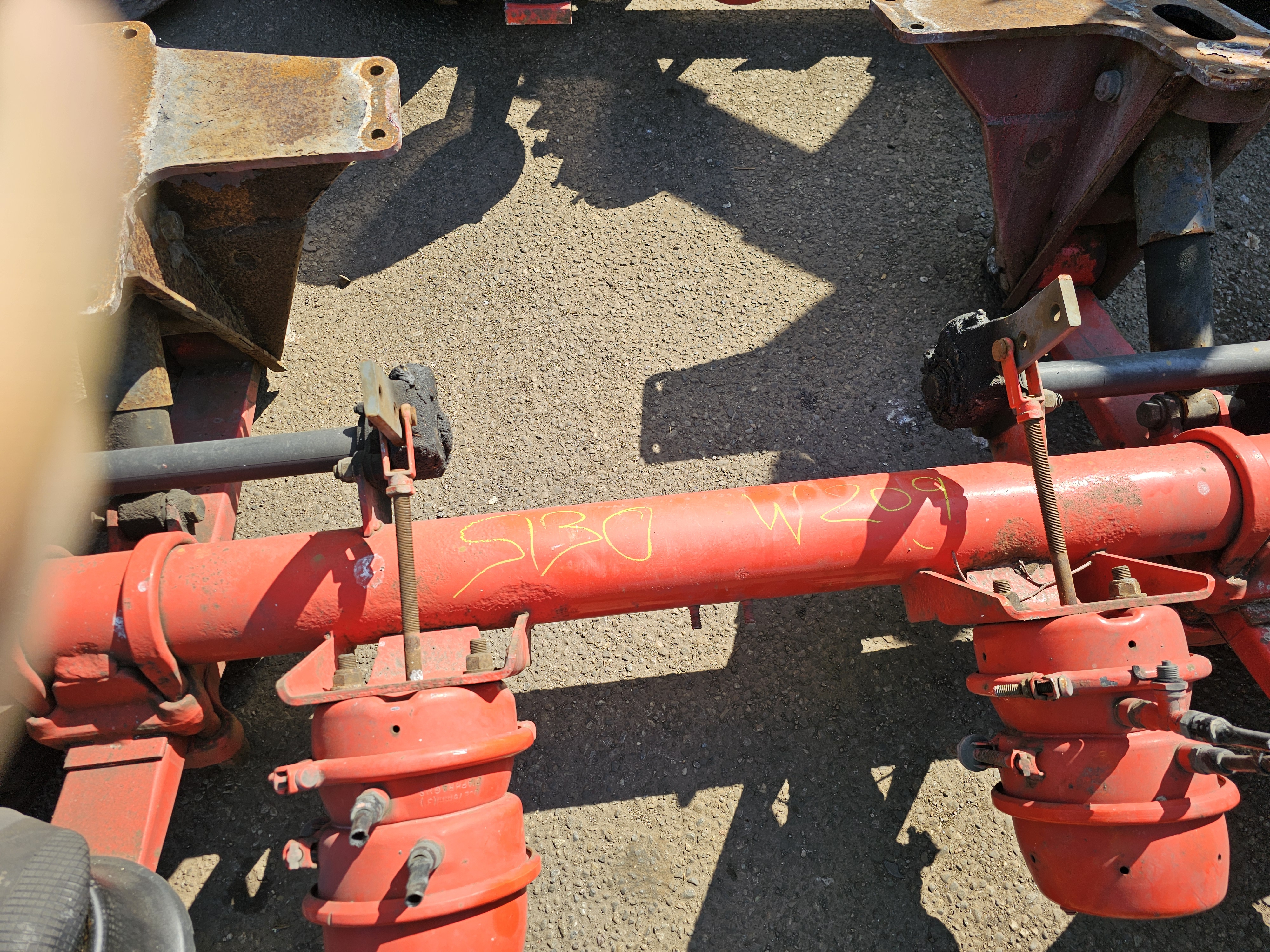 Gebruikt 2005 SMB TRAILER AXLE SINGLE TIRE DRUM
