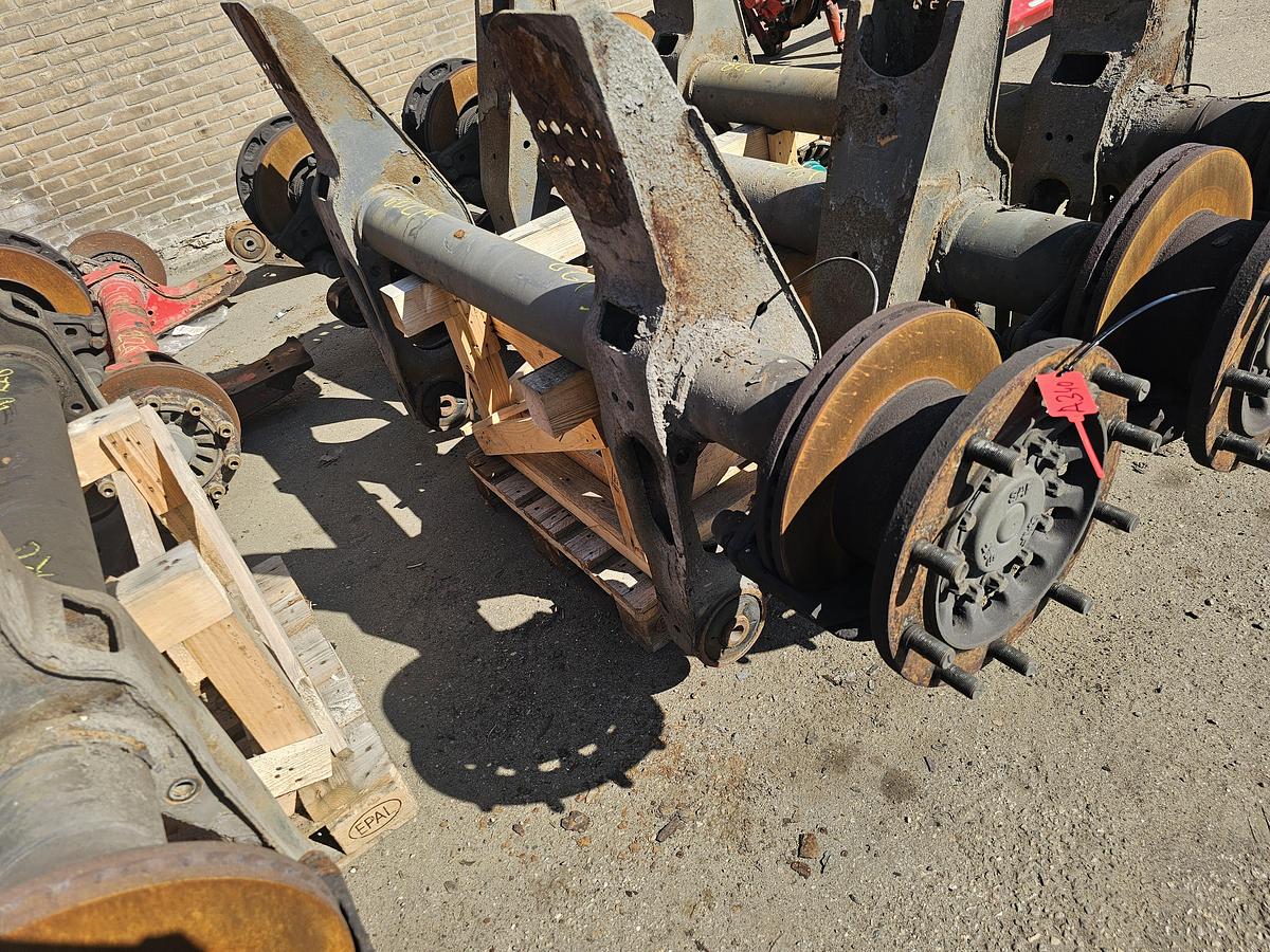 Gebruikt 2002 SAF SKRB9019W/ TRAILER AXLE 9 TON / DISC.