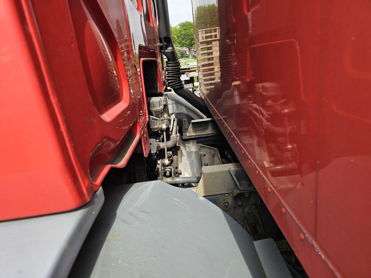 Used 2009 DAF FA LF55 220|.MANUAL GEAR| 4X2 | 18600 KG | 2000 KG LOADING LIFT .