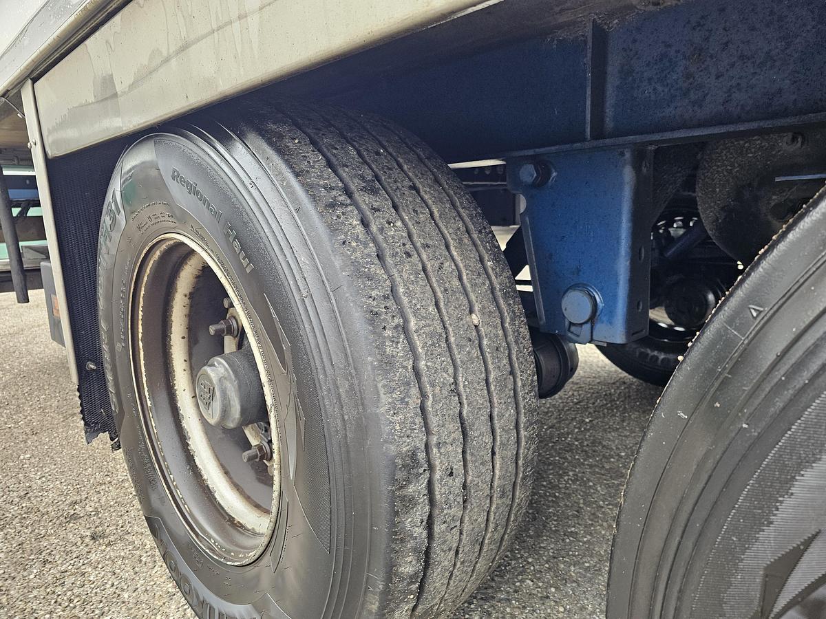 Gebruikt 2018 CHEREAU iNOGAM/TYPE 1507 | CARRIER VECTOR 1950| DE HOLLANDIA 2500 KG |BPW DISC| TUV 02-08-2026.