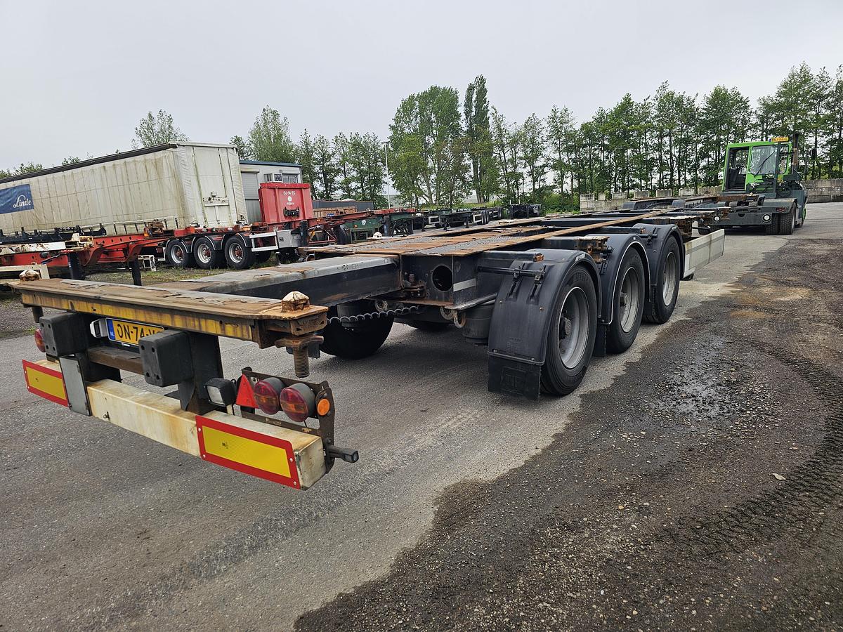 Gebruikt 2015 KRONE SD | 40 FT|2 X 20 FT | BACK SLIDER |HIGHCUBE.| APK /TUV 12-01-2027 |5 PIECES.