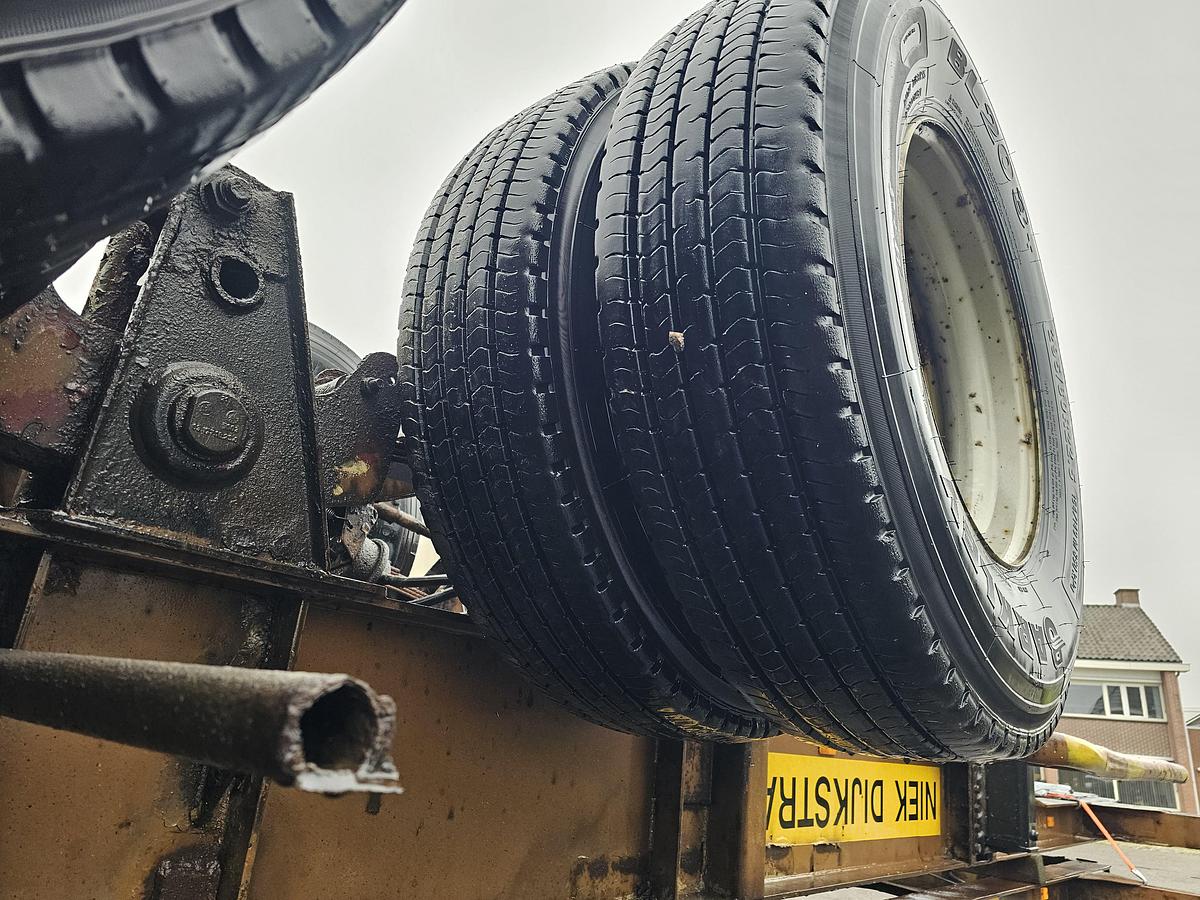 Gebruikt 1974 PACTON 2126 C-2 | 20 FOOT CONTAINER CHASSIS | BLADGEVEERD| BPW DRUM.