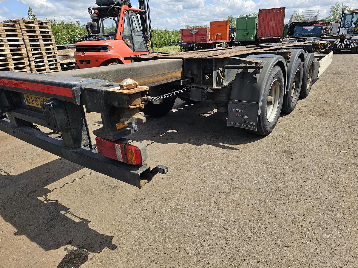 Used 2007 KRONE SD| EXTENDIBLE CHASSIS 40 FT 2 X 20 FT | BPW DISC.