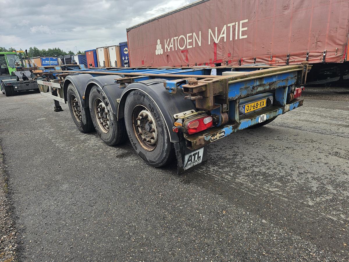 Gebruikt 2007 Van Hool 3B2018- 40 FOOT 2 X 20 FOOT CONTAINER CHASSIS, MB DISC. TUV APK 07-11-2026