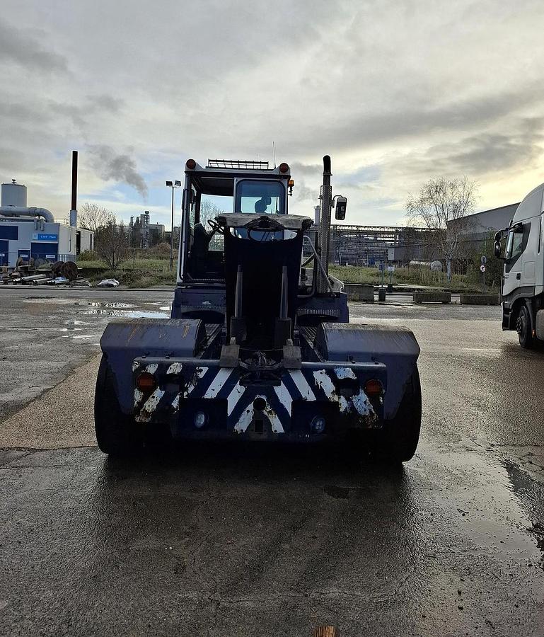 Gebruikt 2017 TERBERG RT283 | TERMINAL TRACTOR 4X4| TURNING CHAIR. | AUTOMATIC GEAR | 20000HOURS| 4 PIECES|LEASING 1610  EURO MND