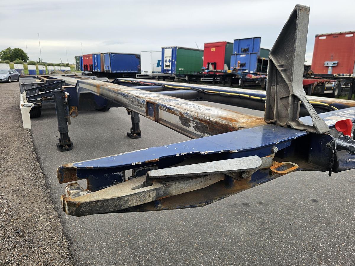 Gebruikt 2015 D-TEC VCC-01 / 45 FOOT CONTAINER CHASSIS / VALKX AXLES.