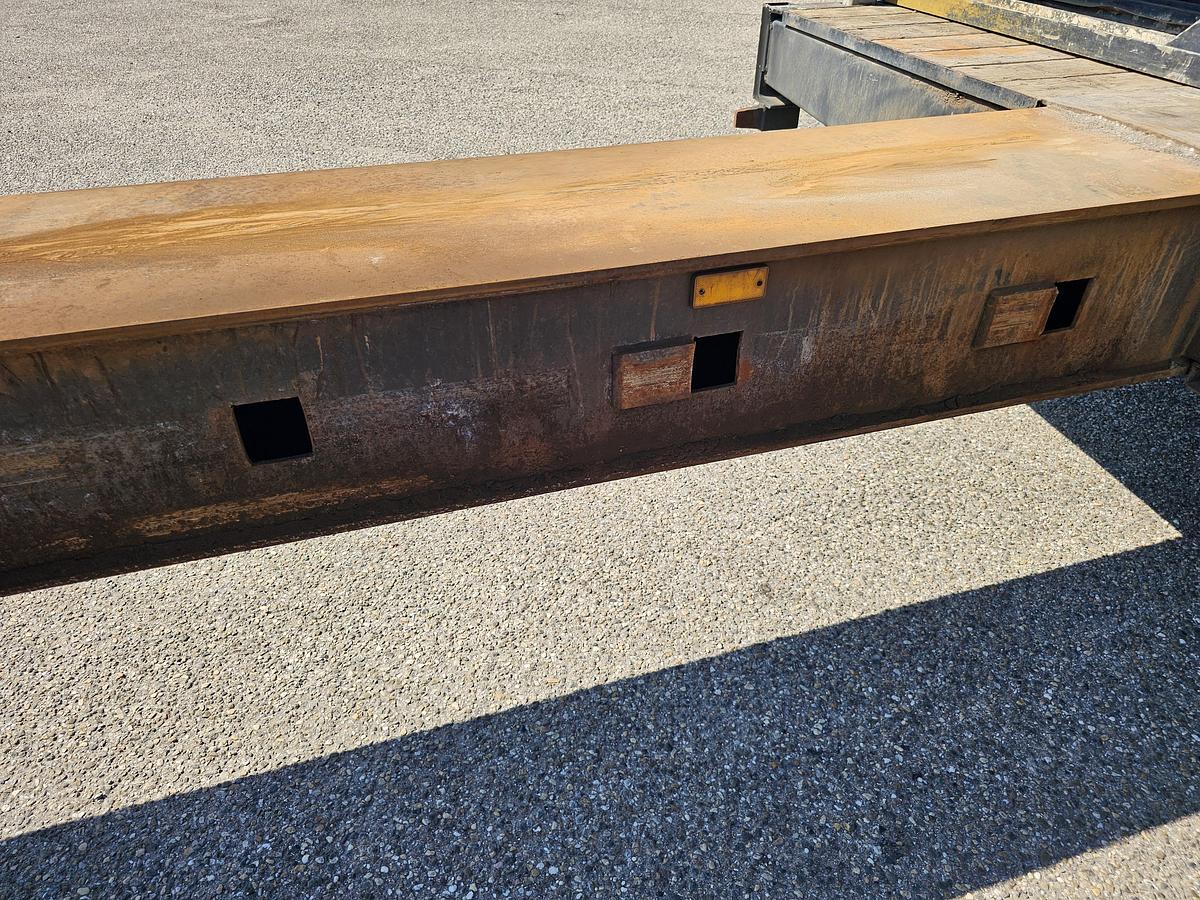 Used 1992 BROSHUIS E 2190/27 | SEMI LOWLOADER | 6 MTR EXTENDIBLE | BEAVER TAIL| SAF DRUM | APK 17-01-2016  |REFURBISHED 2010