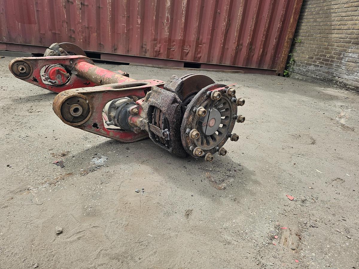 Gebruikt 2005 SAF B19-22K01 TRAILER AXLE DISC