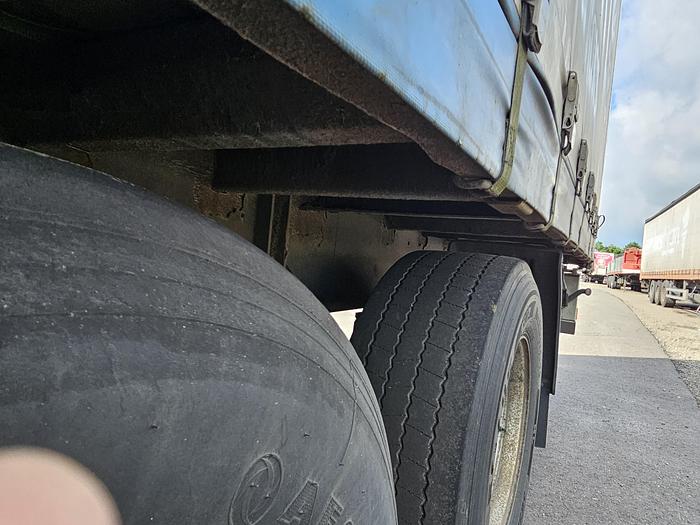 Used 2008 Pacton T3 011 | 3 AXLE CURTAINSIDER | SAF drum.