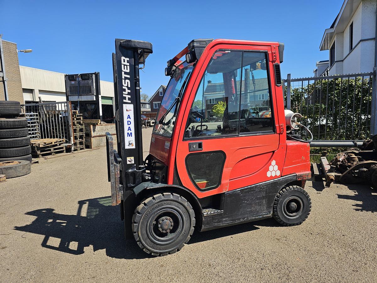 Gebruikt 2011 HYSTER H2.5FT | DUPLEX 3.30 M | GAS | COMPLETE CABINE| SIDESIFT| 12457 HOURS.