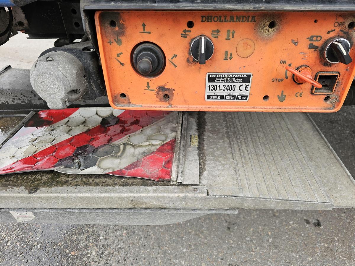 Gebruikt 2008 KRONE SD | FRIGE TRAILER WITH CARRIER | AND LOADING LIFT.