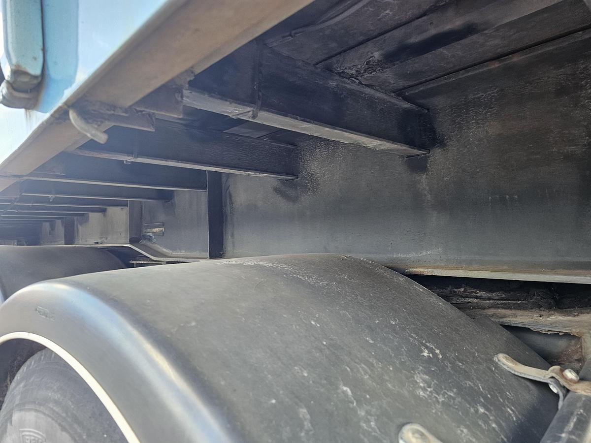 Gebruikt 1995 JUMBO DO 300 S/ 2 X STEERING /BPW DRUM / DOUBLE TIRES/ LIFT AXLE
