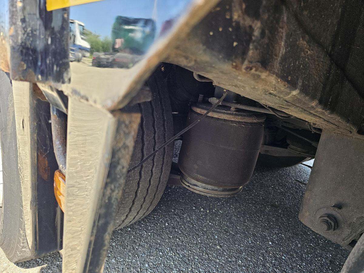 Used 1992 BROSHUIS E 2190/27 | SEMI LOWLOADER | 6 MTR EXTENDIBLE | BEAVER TAIL| SAF DRUM | APK 17-01-2016  |REFURBISHED 2010