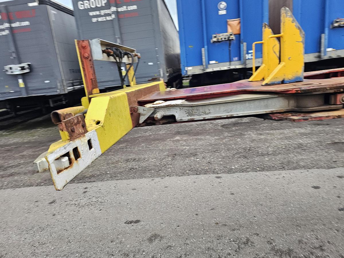 Gebruikt 2003 GROENEWEGEN 45 CC-16-27 TUN | 45 ft 40 ft 2 x 20 fFT | dutch chassis OH-08-JB | bpw drum.