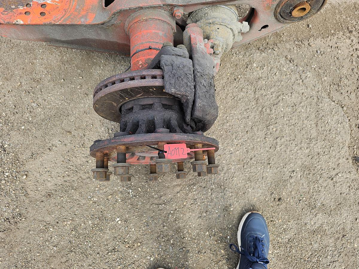 Used 2005 SAF SKRB9019W TRAILER AXLE.