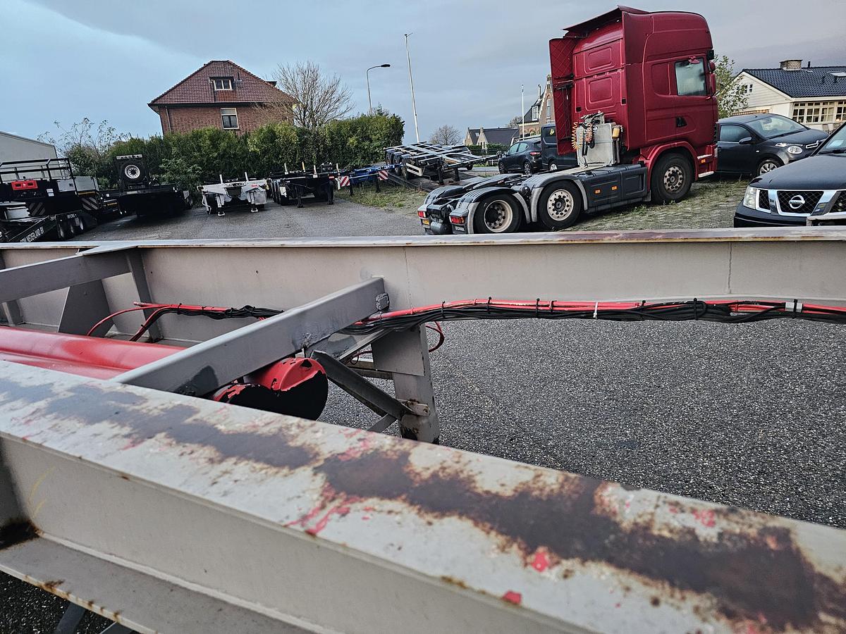 Gebruikt 2000 RENDERS ROC 12 27 CC 30