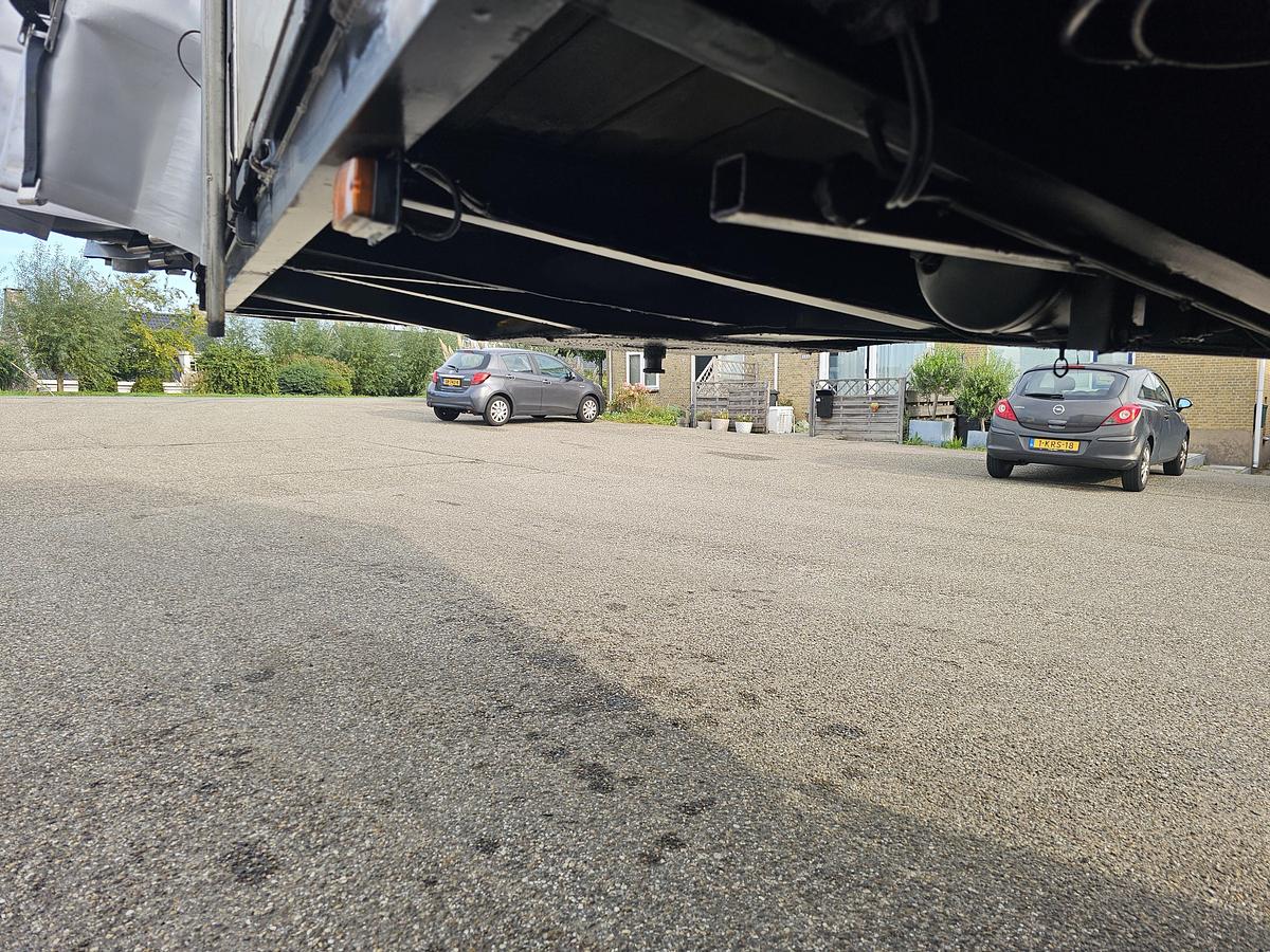 Gebruikt 1997 BROSHUIS 1AOU 10 10 /SINGLE AXLE/ SAF DRUM/ OLD BUT LIKE NEW/ (EXTENDIBLE) APK,TUV 10-06-2027.