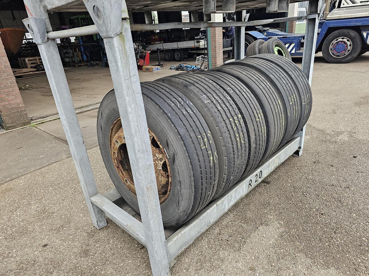 Gebruikt 2000 DIVERS TRAILER TIRE