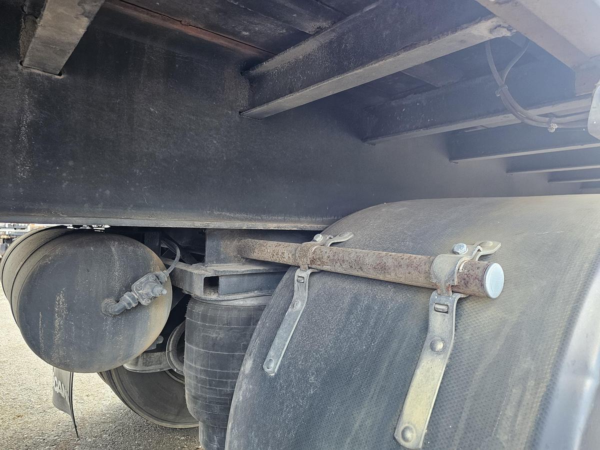 Gebruikt 1995 JUMBO DO 300 S/ 2 X STEERING /BPW DRUM / DOUBLE TIRES/ LIFT AXLE