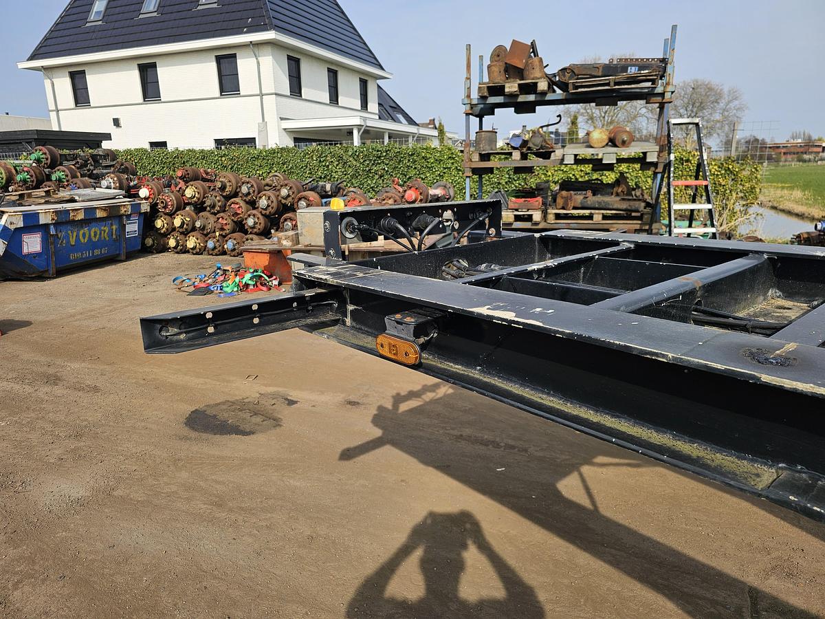 Gebruikt 2005 FLIEGL SDS 350| LOWLOADER 20 FOOT CONTAINER CHASSIS |  BPW DRUM.