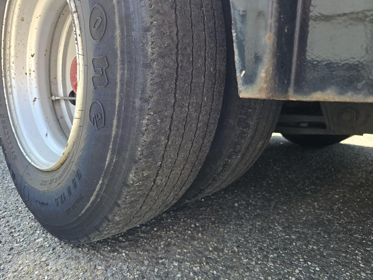 Used 1992 BROSHUIS E 2190/27 | SEMI LOWLOADER | 6 MTR EXTENDIBLE | BEAVER TAIL| SAF DRUM | APK 17-01-2016  |REFURBISHED 2010