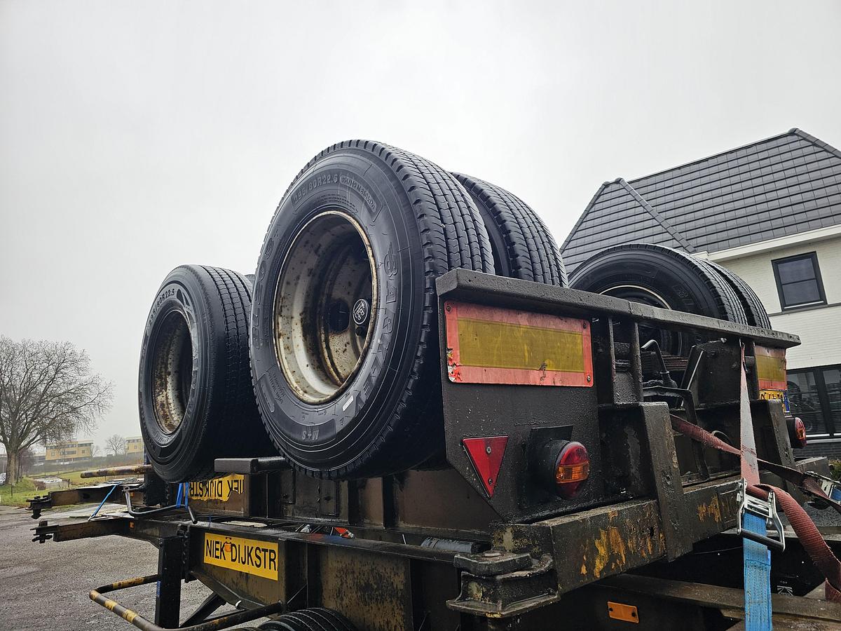 Gebruikt 1974 PACTON 2126 C-2 | 20 FOOT CONTAINER CHASSIS | BLADGEVEERD| BPW DRUM.