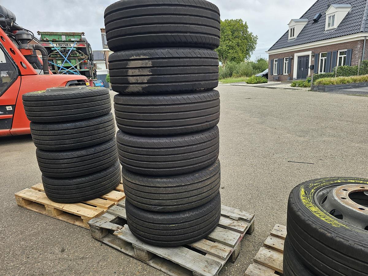 Used 2010 GOOD YEAR 265/55 R 22.5 | K MAX T.