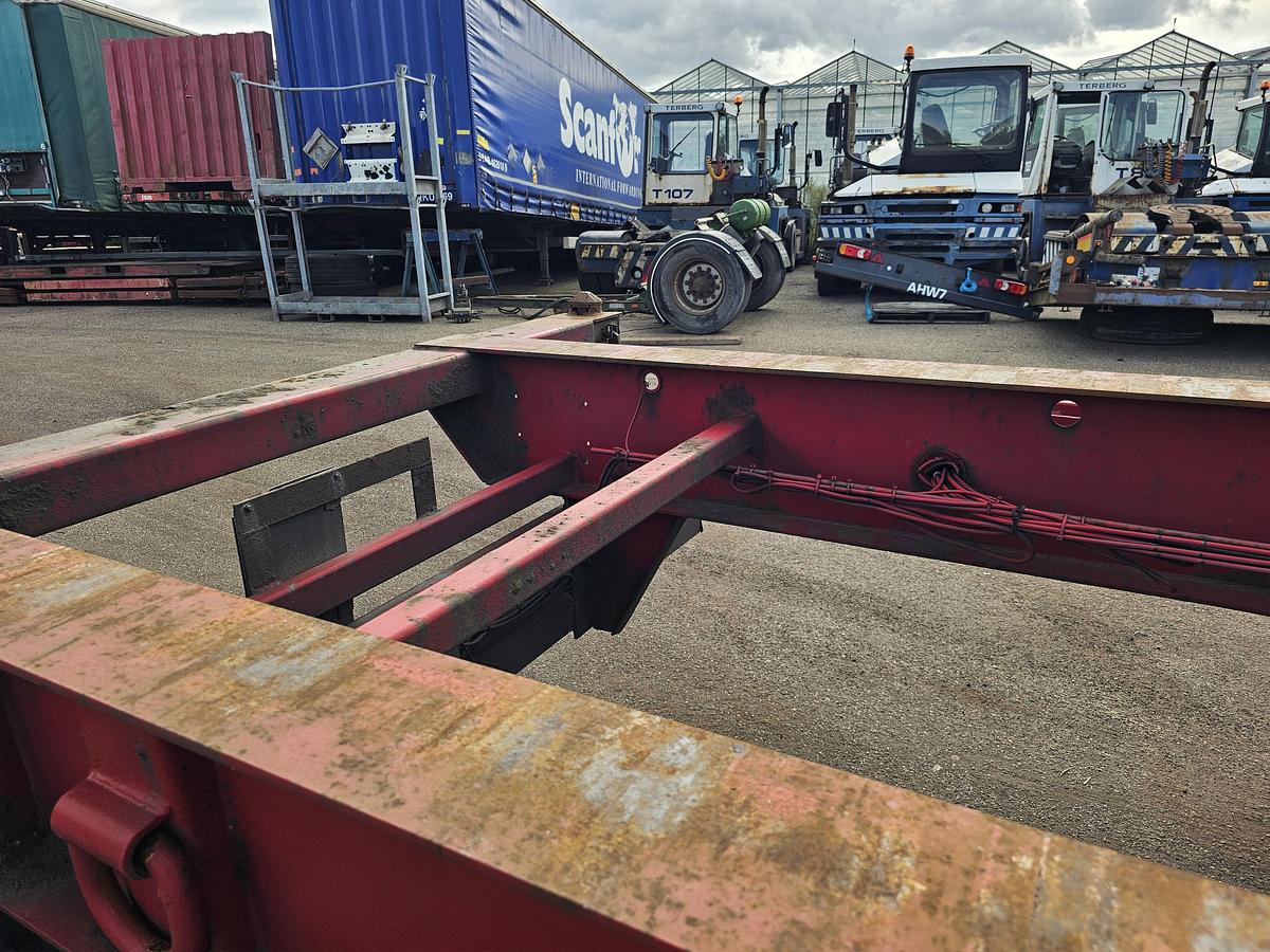 Used 2005 FREUHAUF OCCZ 42-327 A| 40 FT HIGHCUBE| 2 X 20 FOOT 20 FOOT MIDDLE | SAF DISC.| APK TUV 10-03-2026.