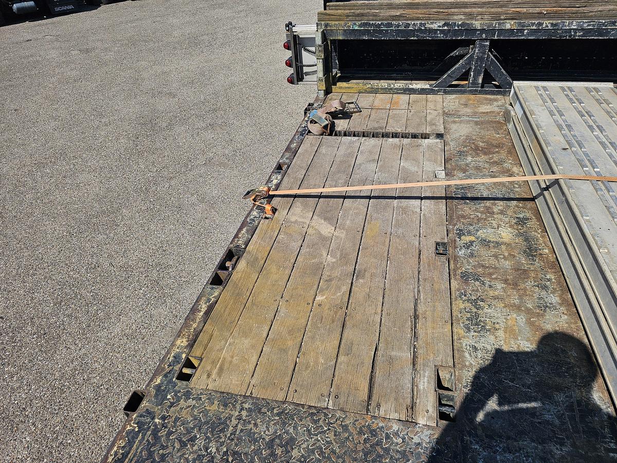 Used 1992 BROSHUIS E 2190/27 | SEMI LOWLOADER | 6 MTR EXTENDIBLE | BEAVER TAIL| SAF DRUM | APK 17-01-2016  |REFURBISHED 2010