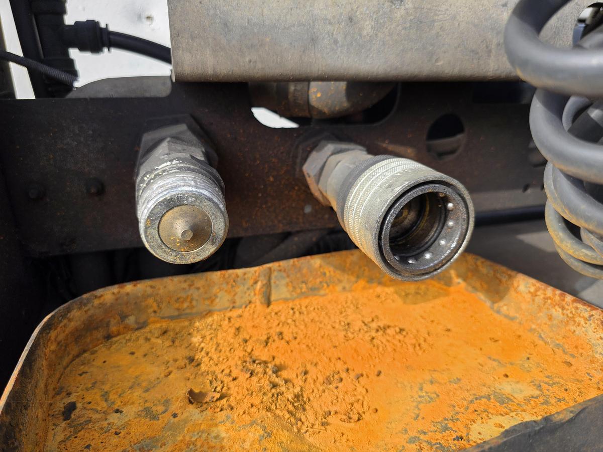 Gebruikt 2012 TERBERG RT283 | TERMINAL TRACTOR 4X4| TURNING CHAIR. | AUTOMATIC GEAR | 23235 HOURS