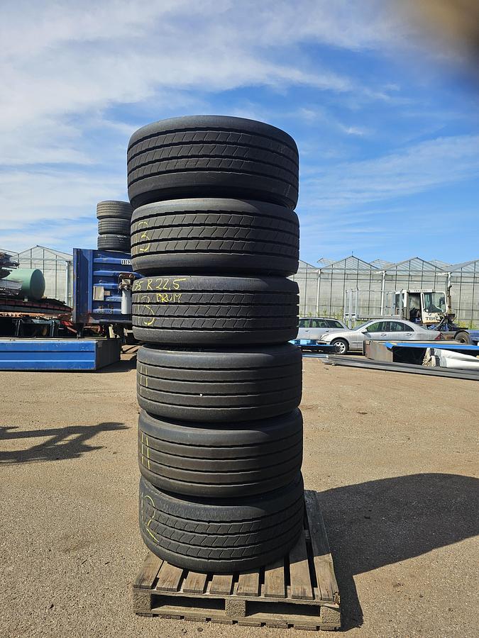 Gebruikt 2020 westlake A11 Routes WTR1  385/55 R 22.5 including rim.