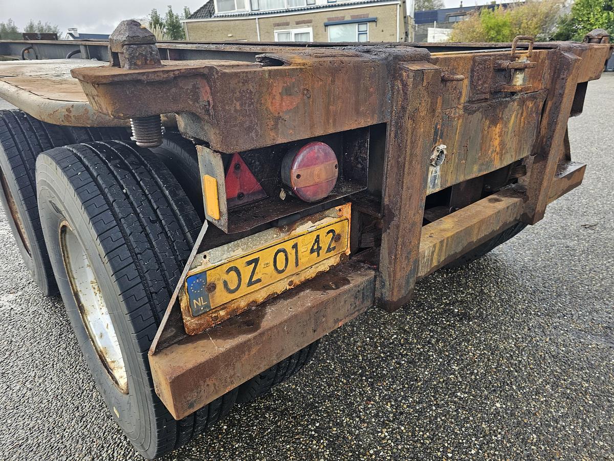 Gebruikt 1976 PACTON 2126 C 2  STEEL SUSPENSION DOUBLE TIRES DRUM BRAKES.