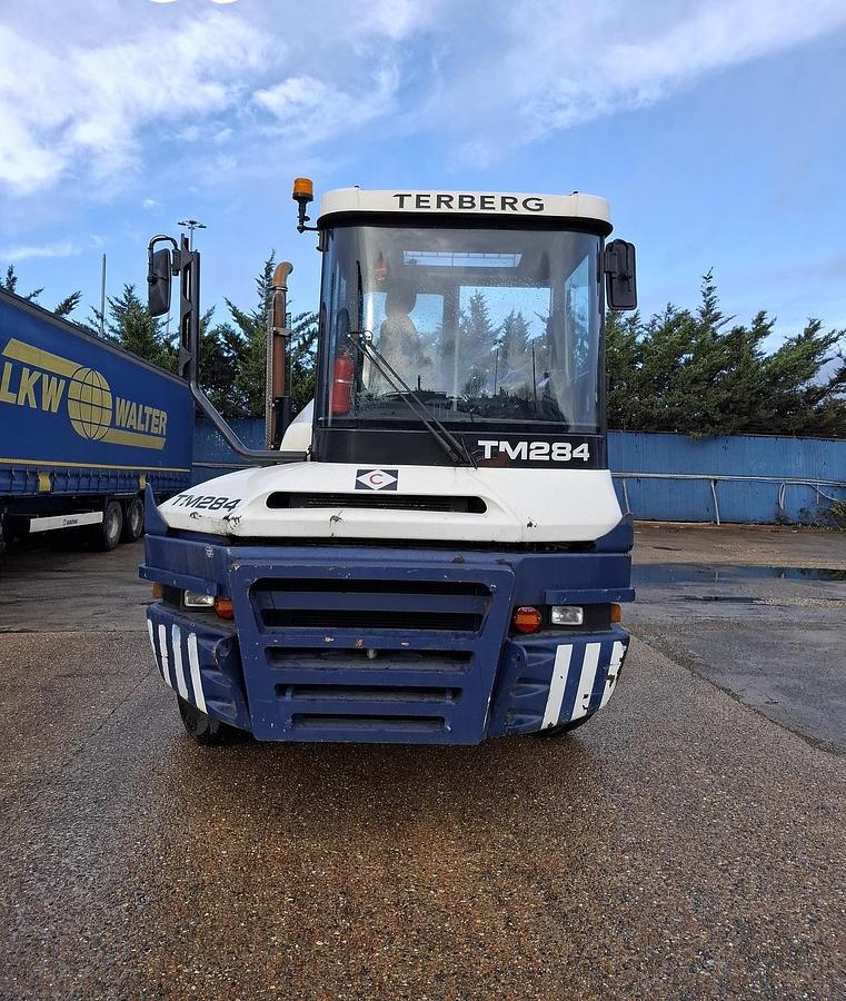 Gebruikt 2017 TERBERG RT283 | TERMINAL TRACTOR 4X4| TURNING CHAIR. | AUTOMATIC GEAR | 20000HOURS| 4 PIECES|LEASING 1610  EURO MND