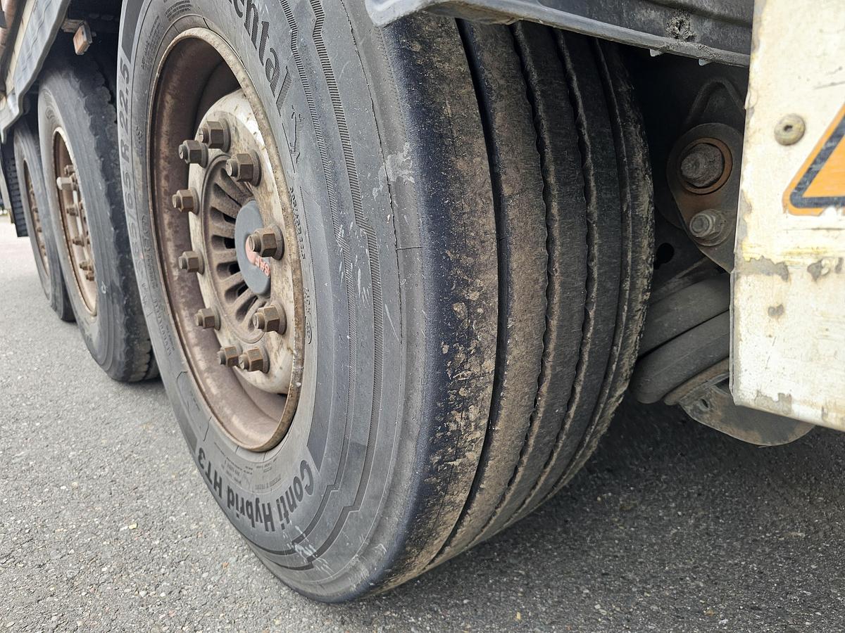 Used 2011 KRONE SD 27 | SAF DISC | NICE CHASSIS .