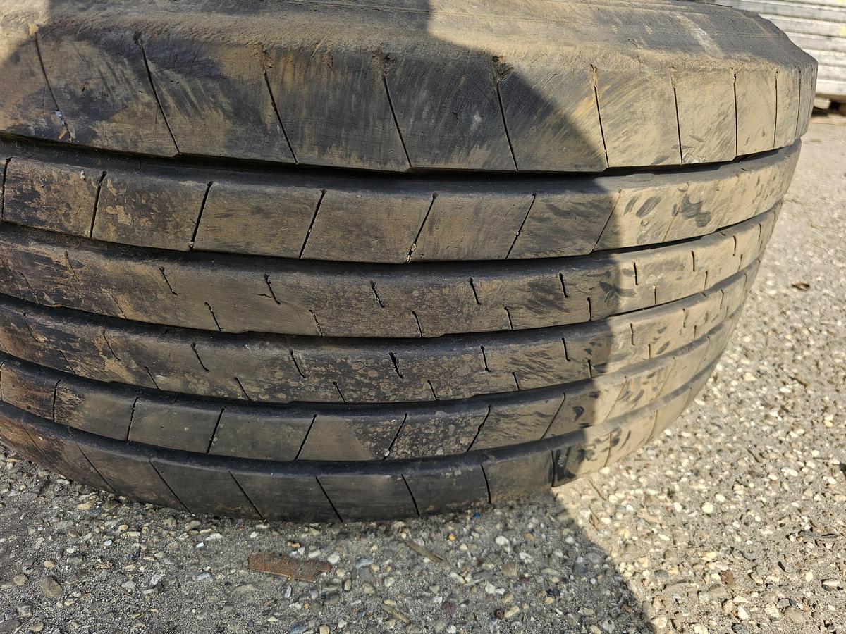 Used 2019 GOOD YEAR K MAX T | TRAILERBAND 385/55 R 22.5 | 3 X 10 MM 2 X 6 MM | MET SCHIJFREM VELG. 10 GTS.