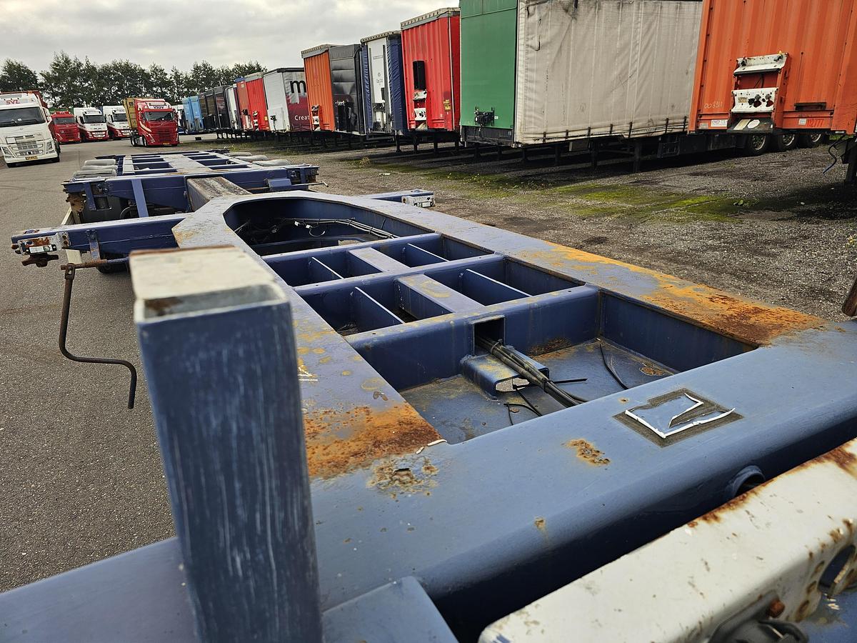 Used 2010 FLIEGL 04/DA 08 | ALL CONNECTIONS | 2 X EXTENDIBLE | BPW DISC.