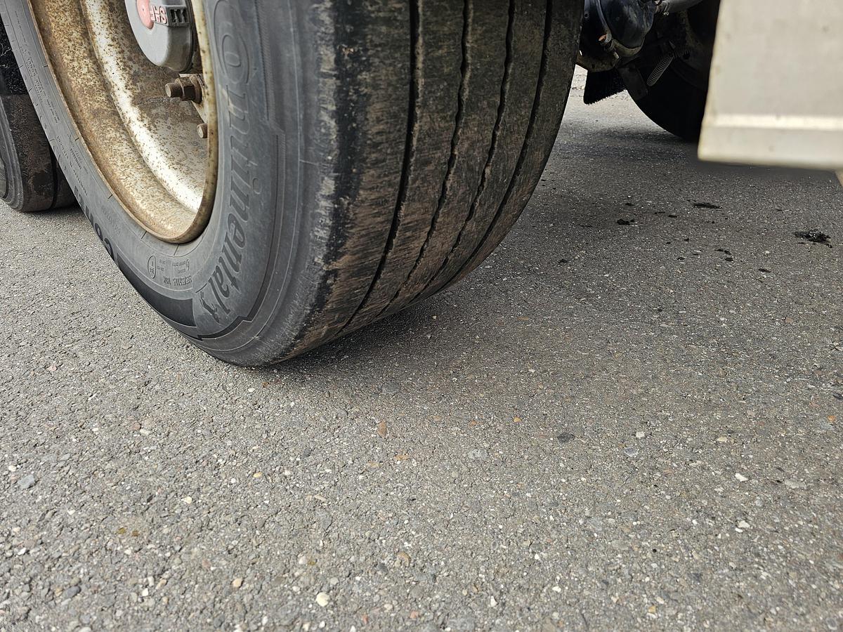 Gebruikt 2008 D-TEC | multi chassis all connections. | saf drum | dutch chassis.