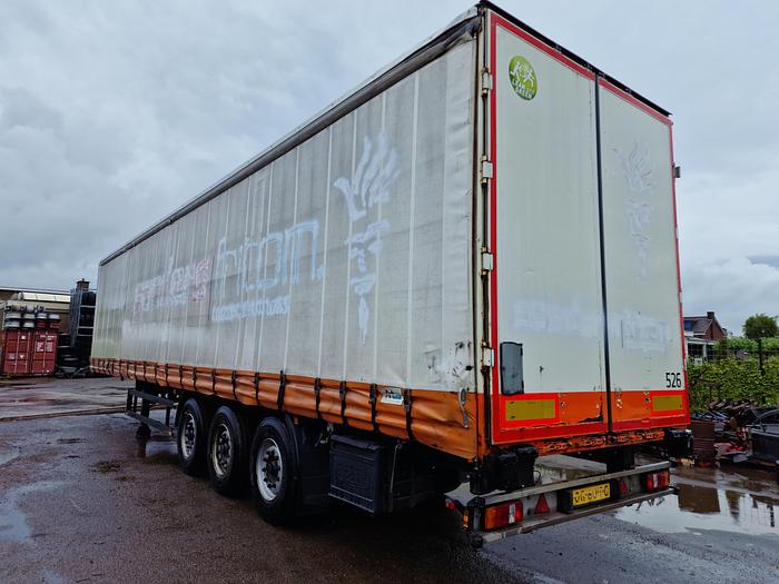 Used 2001 Kögel SN 24 3| axl;e curtainsider | Bpw disc |3 pieces.