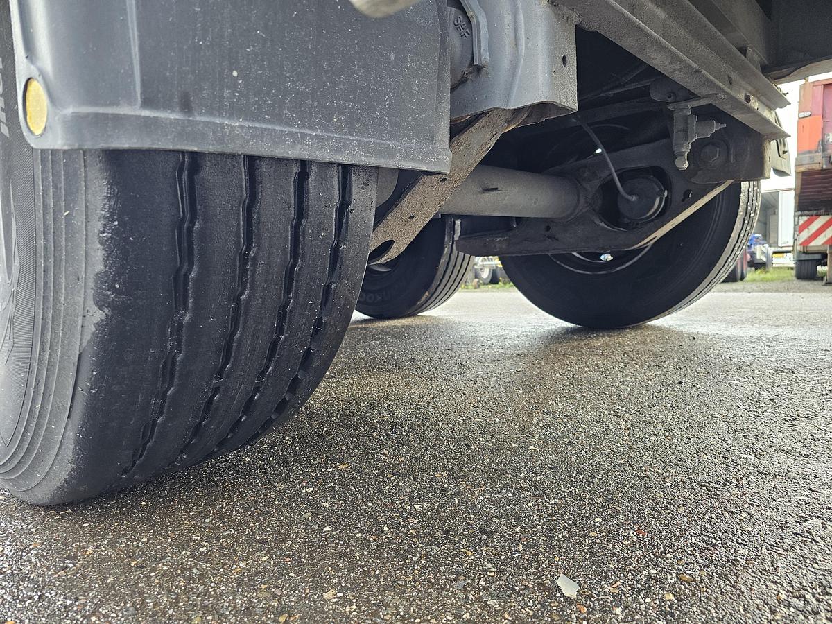 Gebruikt 2011 RENDERS ROC 16.27 N