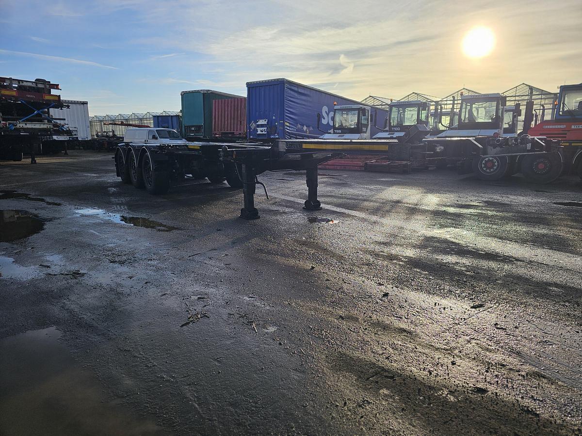 Gebruikt 2018 OZGUL GA08XS1 | 2 X EXTENDIBLE CHASSIS | GERMAN TRAILER| SAF DISC.| 3 PIECES.