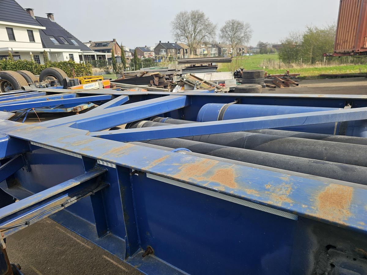 Gebruikt 1998 Van Hool 30 foot container chassis | tank container transport | saf Drum.