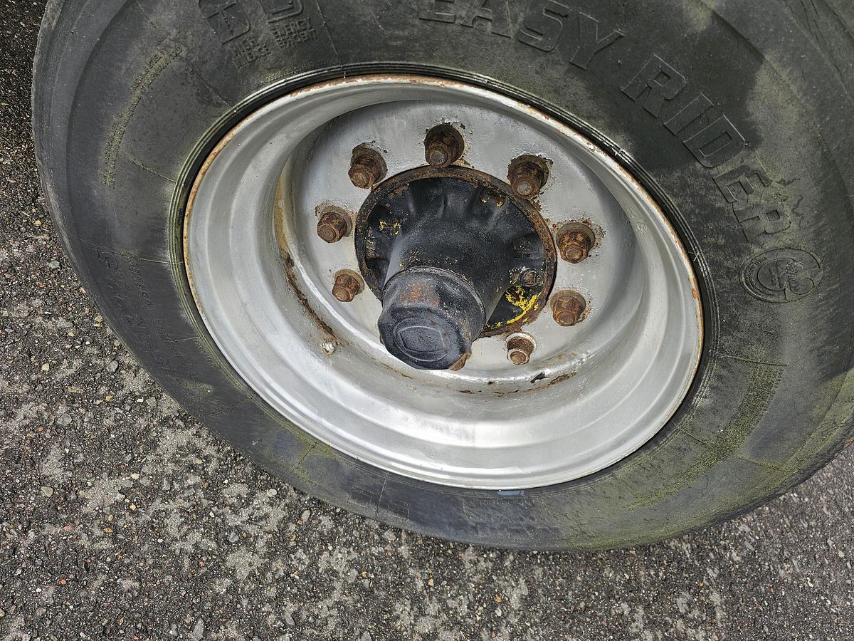 Used 1995 Pacton 12/20 | 40 2 x 20 foot | 20 foot middle | steel suspension| BPW drum.