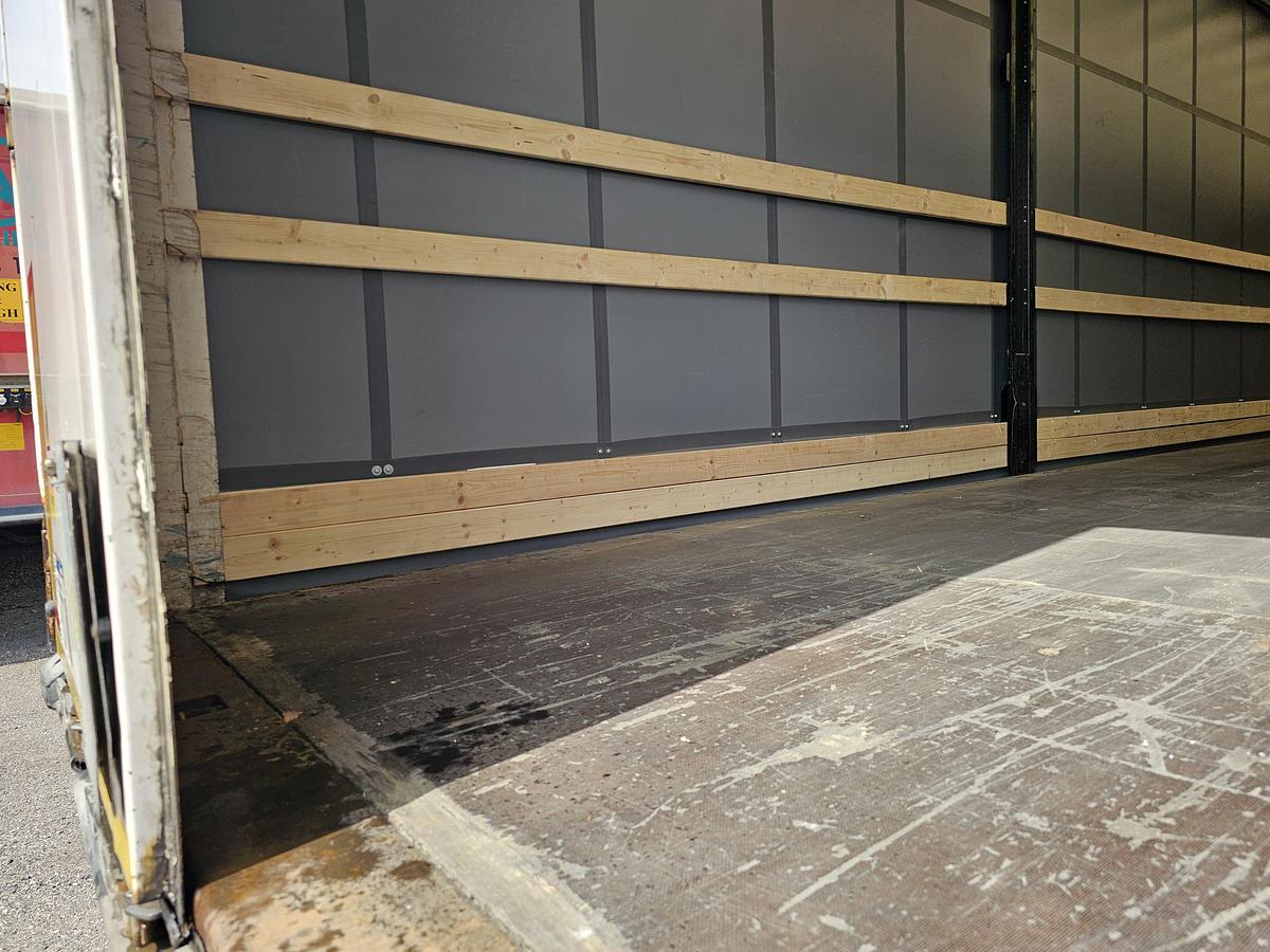 Used 2015 KRONE SD | DUTCH TRAILER|VALKX| APK / TUV 08-05-2026 | NEW TILTS.