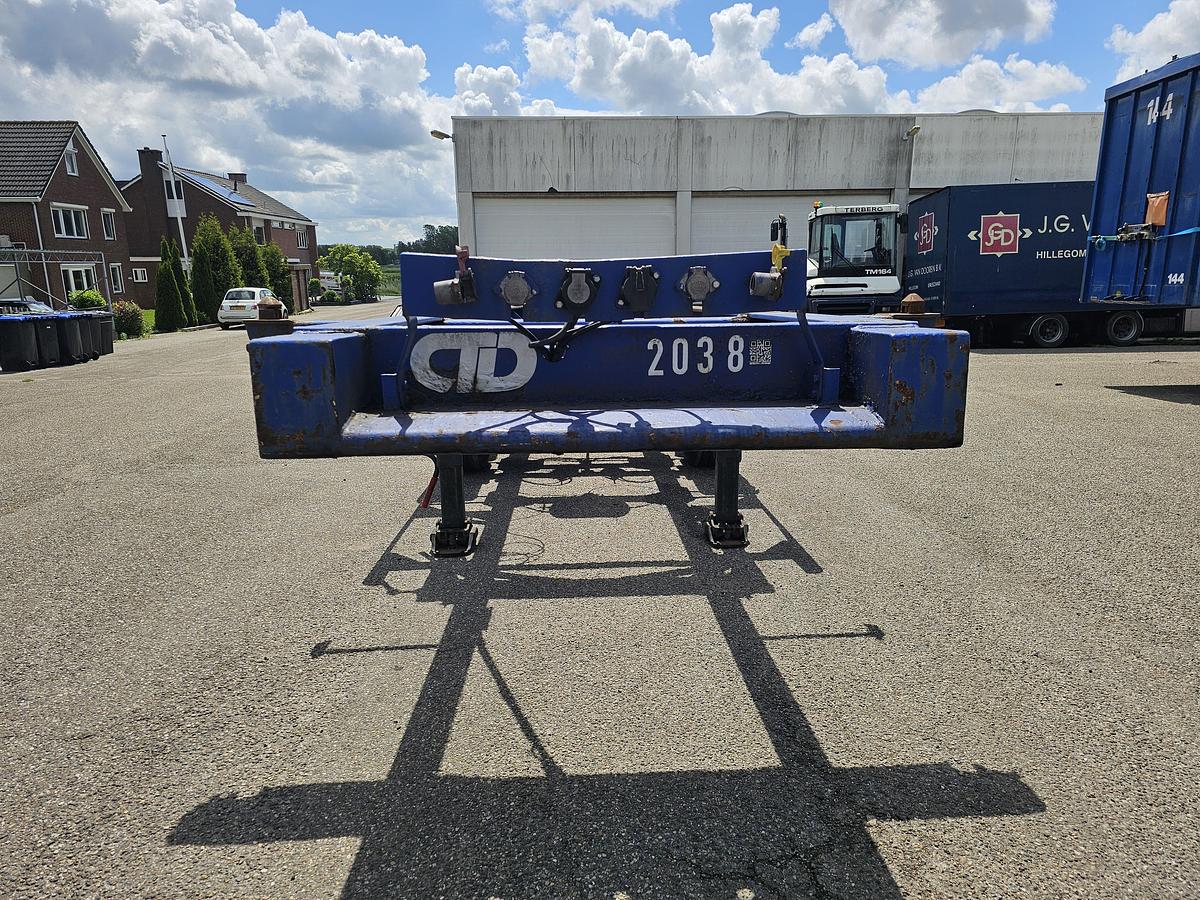 Gebruikt 2006 MKF METALLBAU CS 20 -20 FOOT- CONTAINER CHASSIS -HEAVY DUTY- BPW DRUM -STEEL SUSPENSION- GOOD QUALITY.