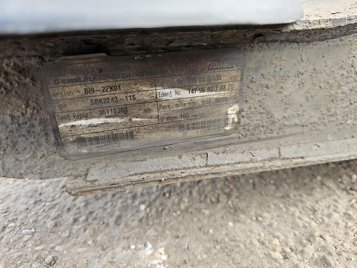 Used 2006 SAF B19-22K01 TRAILER AXLE DISC